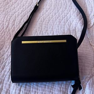 Steve Madden purse black